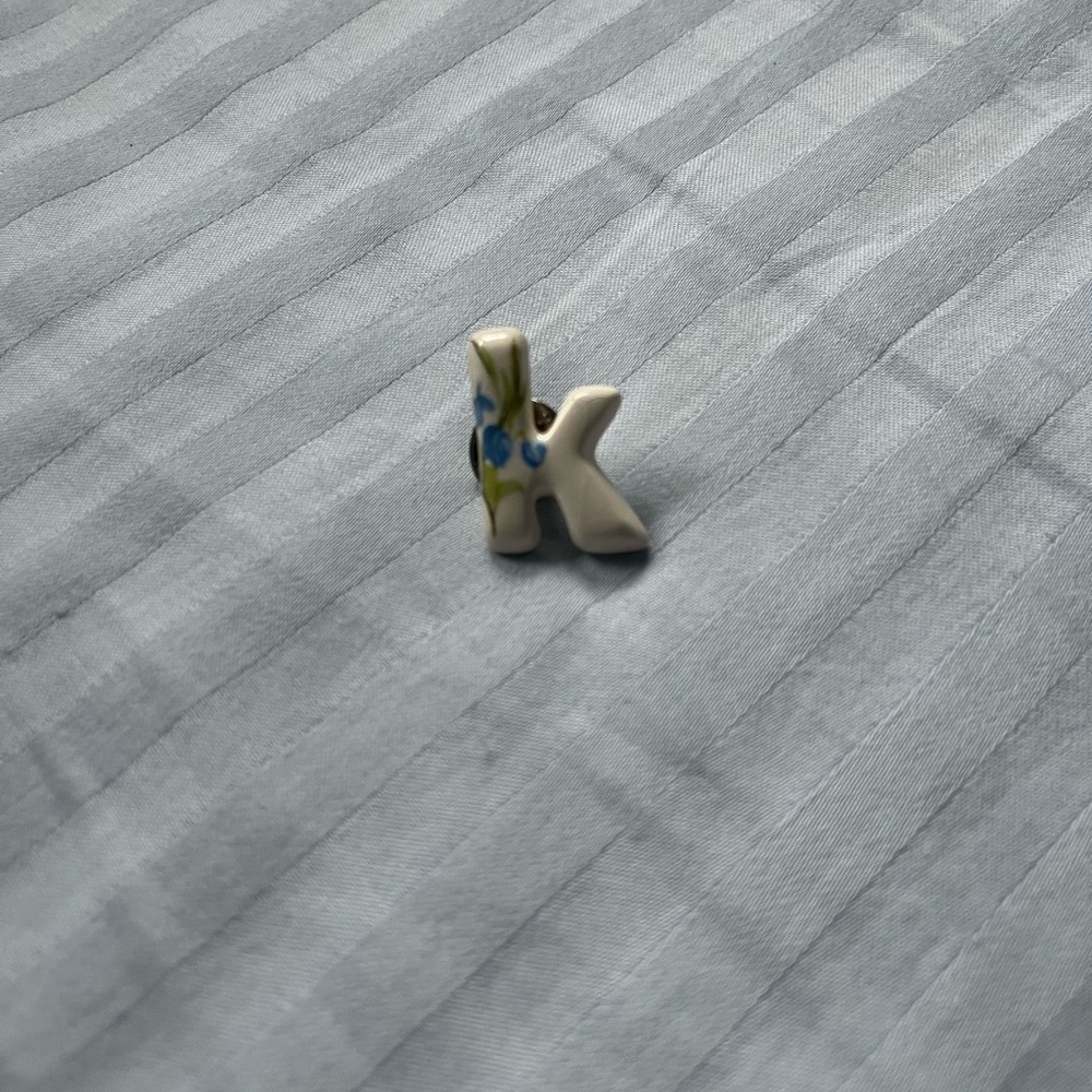 Letter Pin